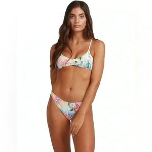 NWT Billbong Solstice Tropic Swimsuit 2 Piece Floral Yellow Sz XS